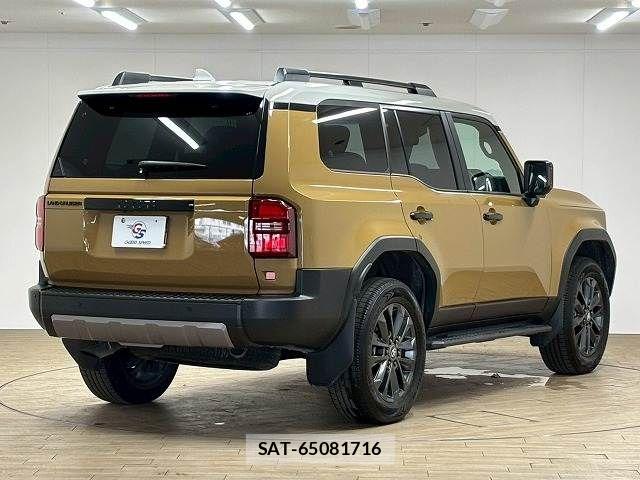 Toyota Land Cruiser 250 2024-10 7358324-15