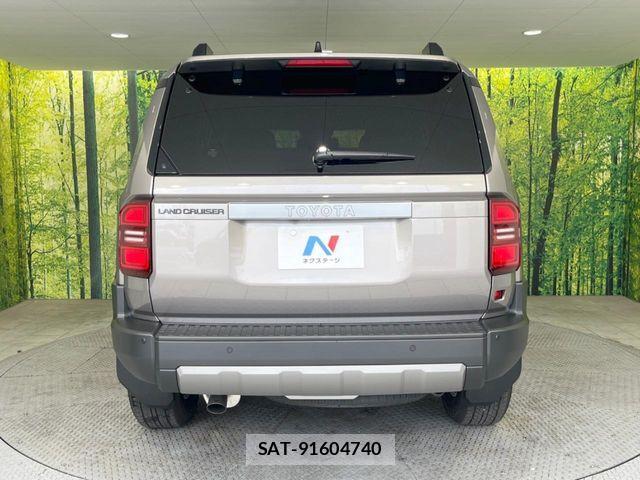 Toyota Land Cruiser 250 2025-04 7455220-15