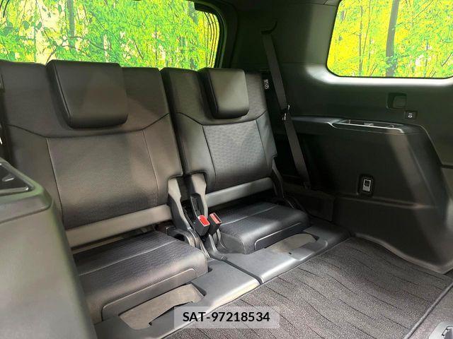 Toyota Land Cruiser 250 2024-08 7455216-9