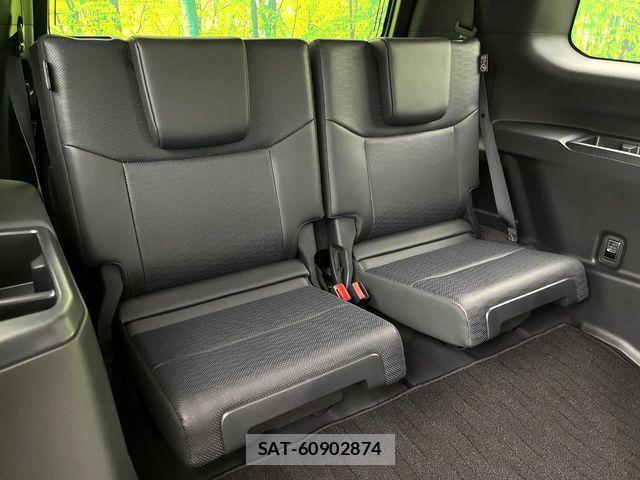 Toyota Land Cruiser 250 2025-03 7501142-9