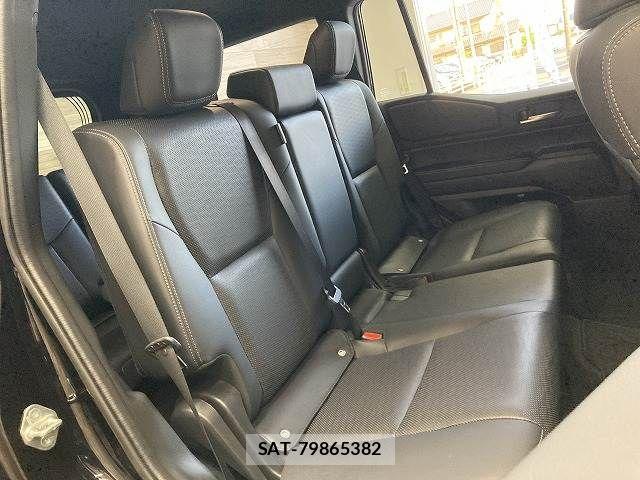 Toyota Land Cruiser 250 2024-12 7501141-11