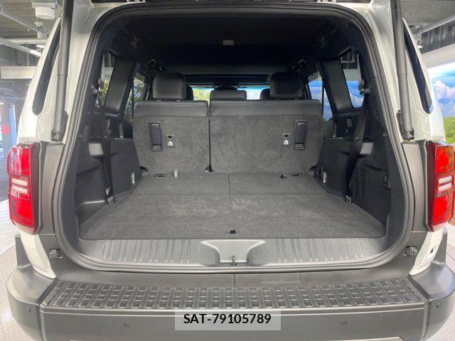 Toyota Land Cruiser 250 2024-10 7501130-9