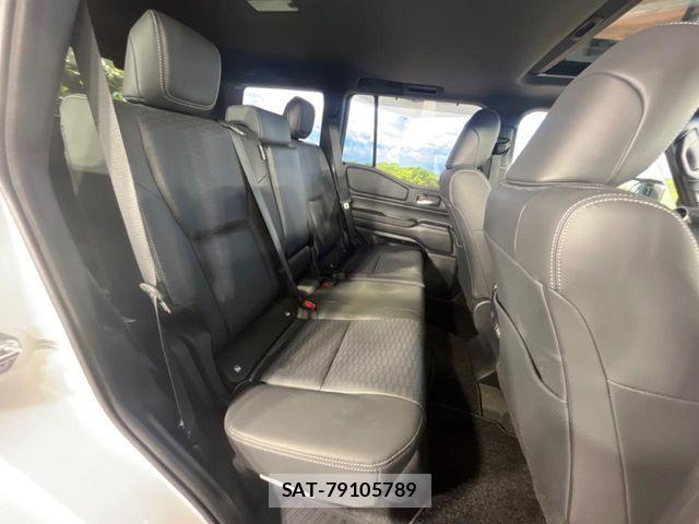 Toyota Land Cruiser 250 2024-10 7501130-7