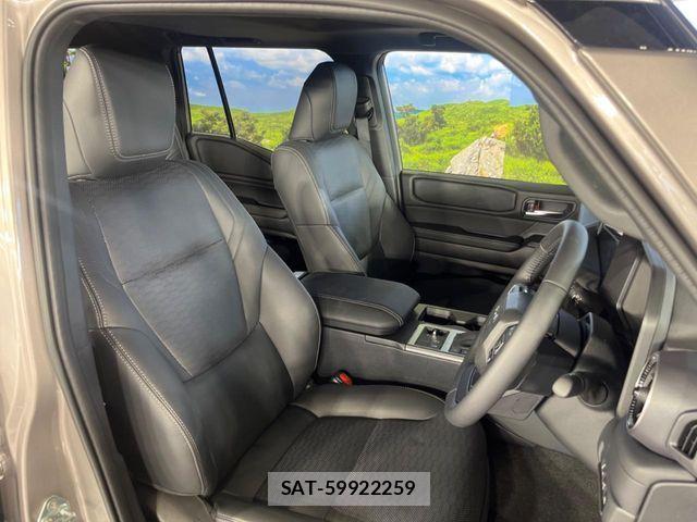 Toyota Land Cruiser 250 2025-10 7501126-7