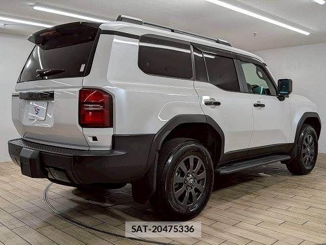 Toyota Land Cruiser 250 2024-12 7501125-15