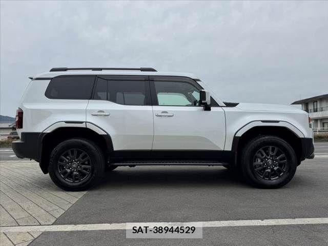 Toyota Land Cruiser 250 2025-05 7501146-11