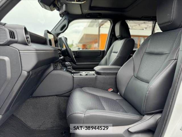 Toyota Land Cruiser 250 2025-05 7501146-16
