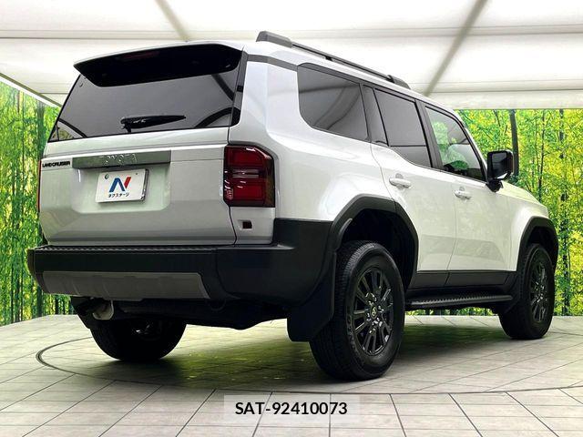 Toyota Land Cruiser 250 2025-02 7508938-17