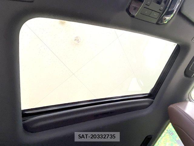 Toyota Land Cruiser 250 2024-06 7562301-2