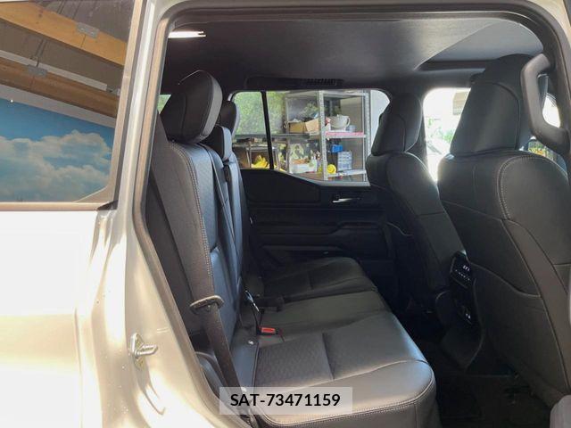 Toyota Land Cruiser 250 2024-11 7562304-7
