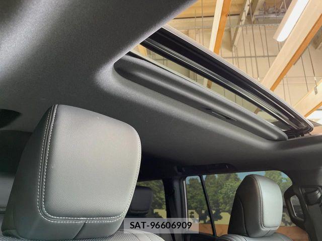Toyota Land Cruiser 250 2025-04 7562303-2