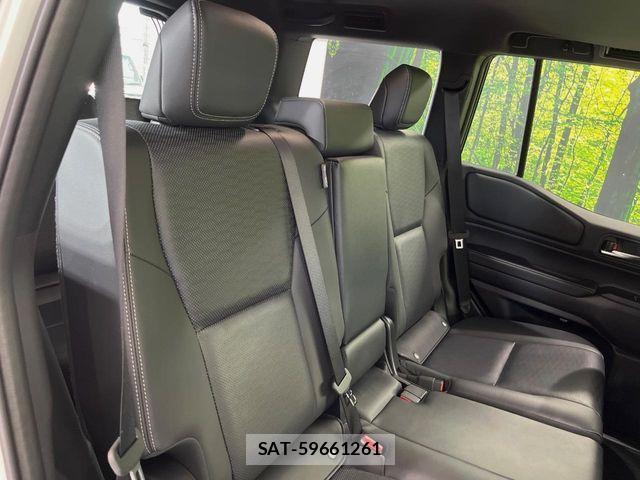 Toyota Land Cruiser 250 2024-12 7617434-7