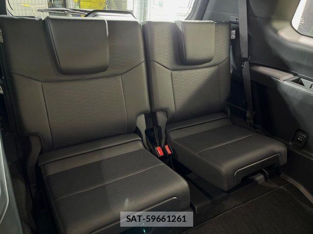 Toyota Land Cruiser 250 2024-12 7617434-8