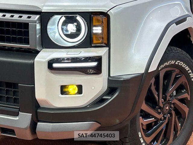 Toyota Land Cruiser 250 2024-10 7617416-12