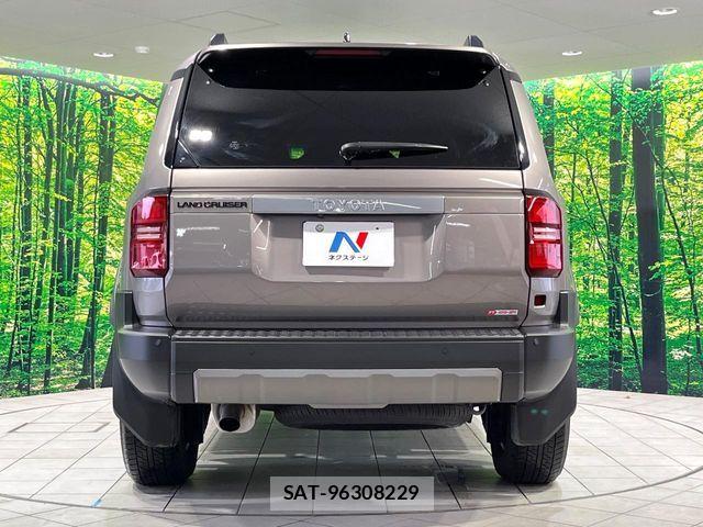 Toyota Land Cruiser 250 2024-12 7617431-15