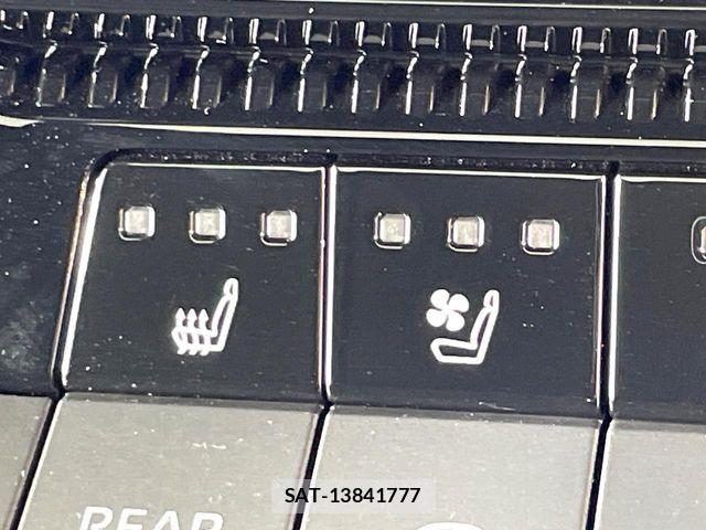Toyota Land Cruiser 250 2024-08 7617428-6
