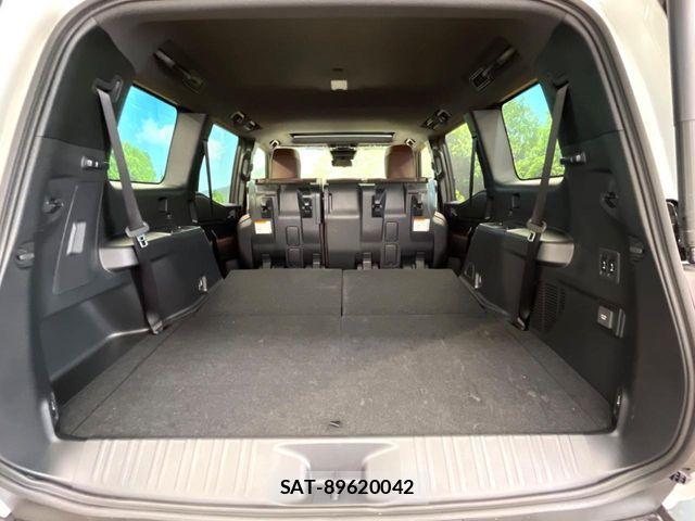 Toyota Land Cruiser 250 2025-10 7617418-10