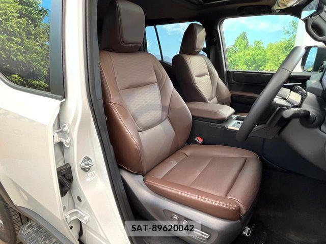 Toyota Land Cruiser 250 2025-10 7617418-7