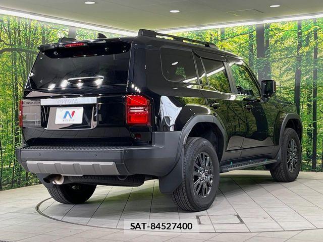 Toyota Land Cruiser 250 2025-01 7617436-16