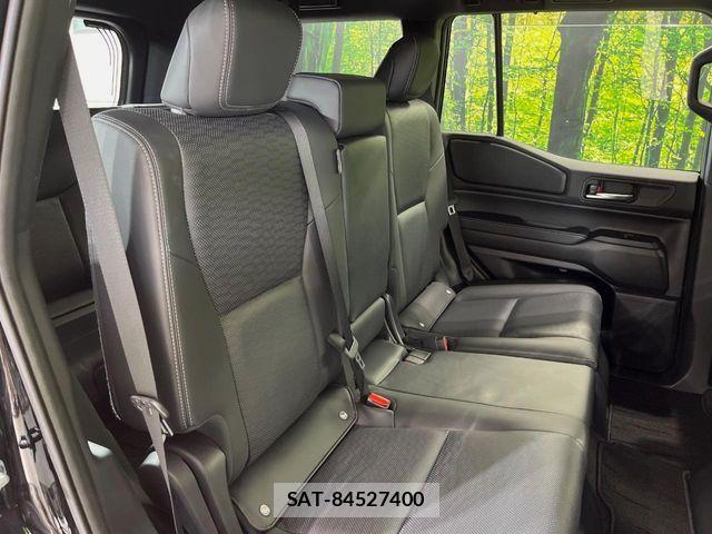 Toyota Land Cruiser 250 2025-01 7617436-7