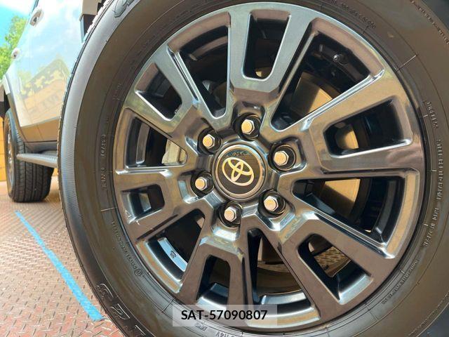 Toyota Land Cruiser 250 2025-03 7617426-12