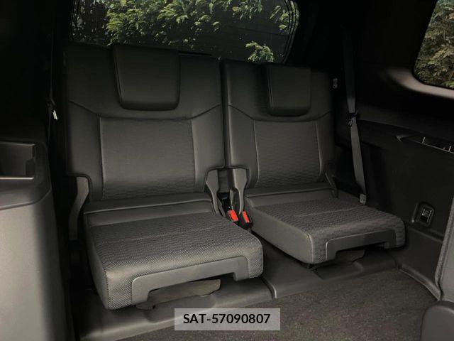 Toyota Land Cruiser 250 2025-03 7617426-8