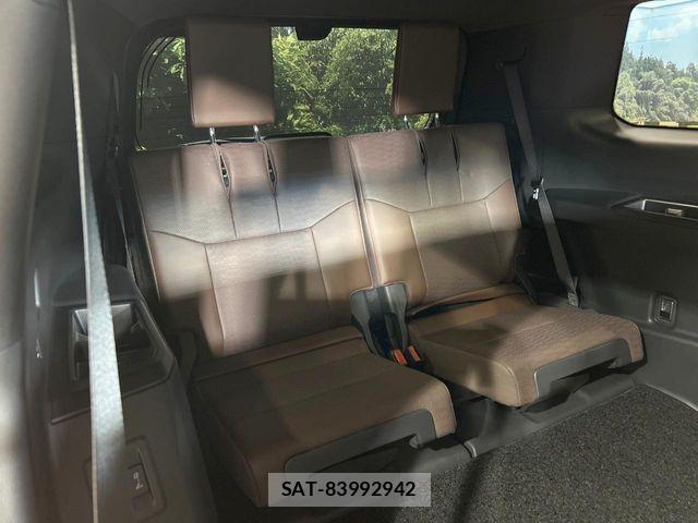 Toyota Land Cruiser 250 2024-08 7617411-9