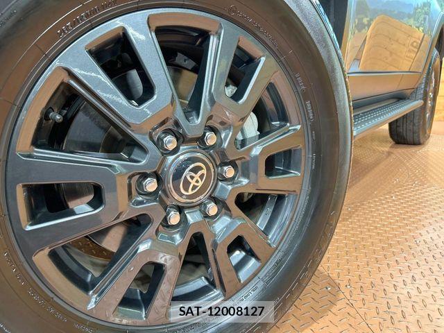 Toyota Land Cruiser 250 2024-12 7617419-13