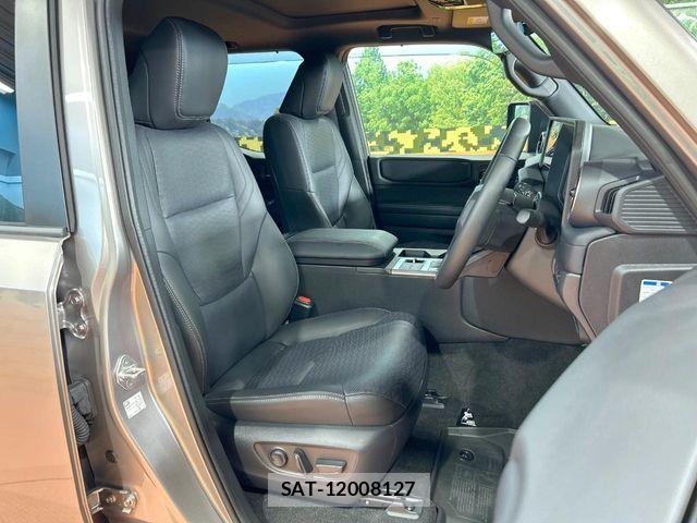 Toyota Land Cruiser 250 2024-12 7617419-7