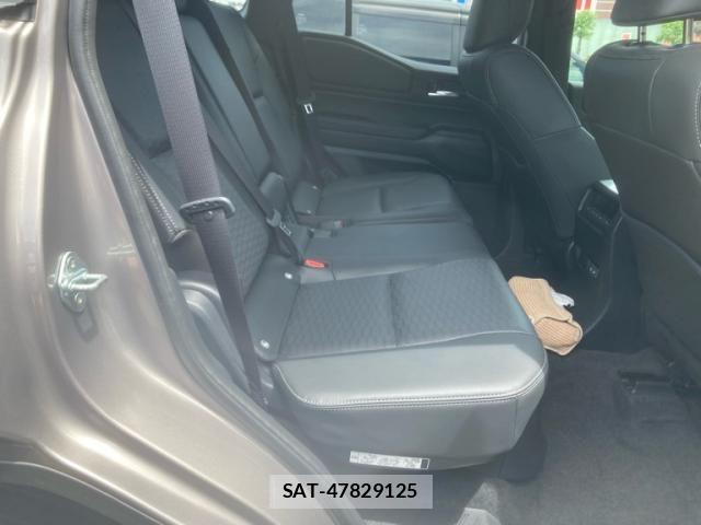 Toyota Land Cruiser 250 2024-12 7617435-14