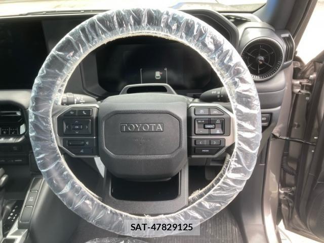 Toyota Land Cruiser 250 2024-12 7617435-18