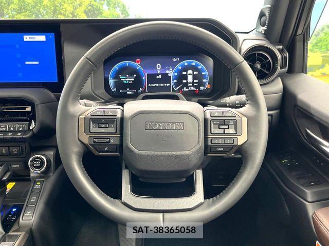 Toyota Land Cruiser 250 2024-06 7617417-11