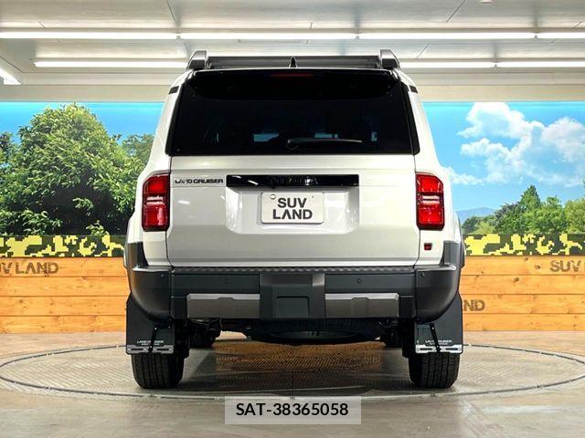 Toyota Land Cruiser 250 2024-06 7617417-15