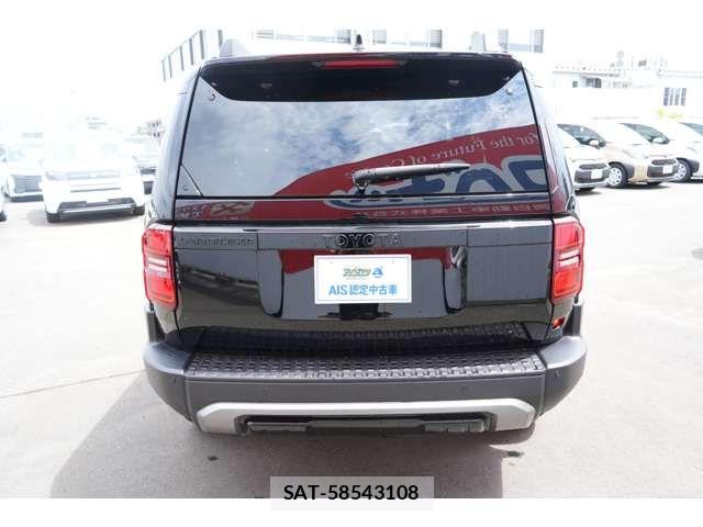 Toyota Land Cruiser 250 2024-11 7617410-2