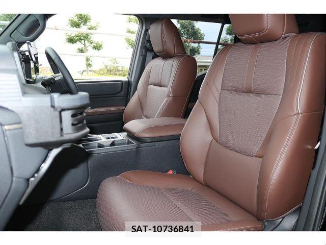 Toyota Land Cruiser 250 2024-01 7724722-12