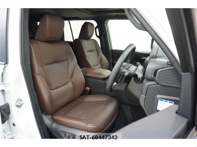 Toyota Land Cruiser 250 2024-01 7724714-6
