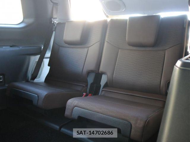 Toyota Land Cruiser 250 2024-01 7724724-15