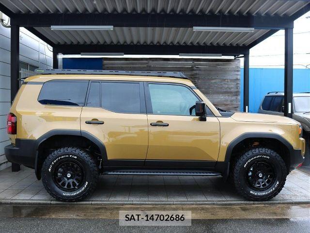 Toyota Land Cruiser 250 2024-01 7724724-3
