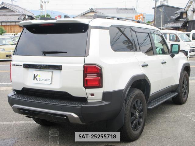 Toyota Land Cruiser 250 2024-07 7979652-8