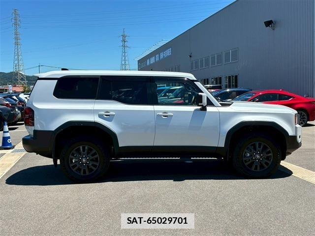 Toyota Land Cruiser 250 2025-06 7979645-9