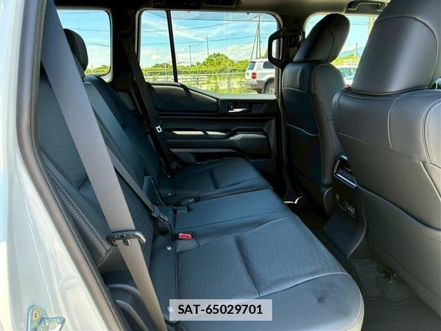 Toyota Land Cruiser 250 2025-06 7979645-15
