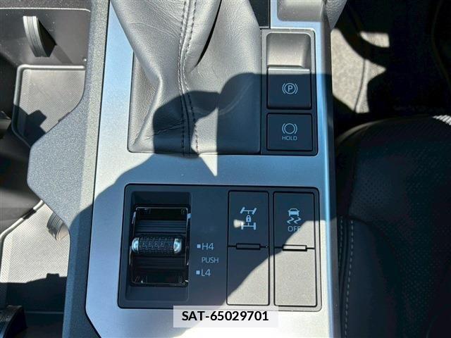 Toyota Land Cruiser 250 2025-06 7979645-26