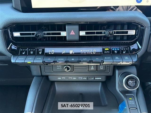 Toyota Land Cruiser 250 2025-06 7979645-27