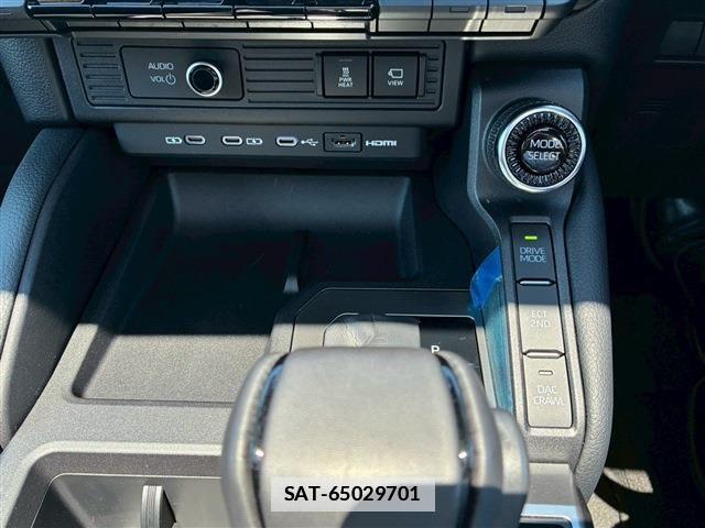 Toyota Land Cruiser 250 2025-06 7979645-28