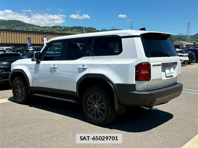 Toyota Land Cruiser 250 2025-06 7979645-7