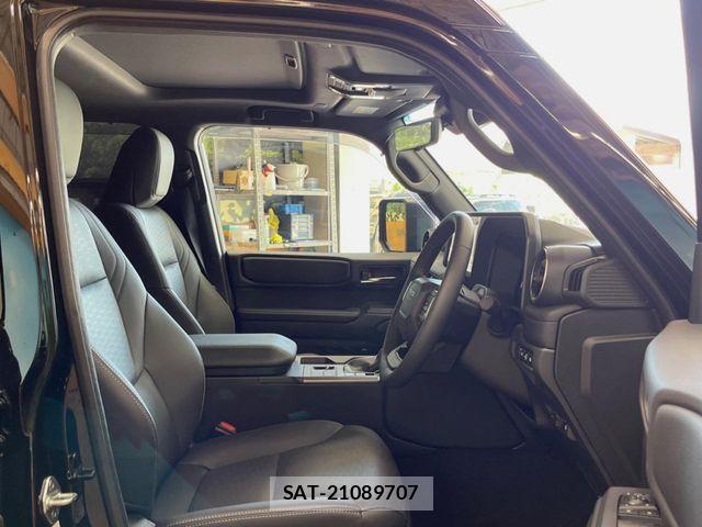 Toyota Land Cruiser 250 2025-02 8036242-6