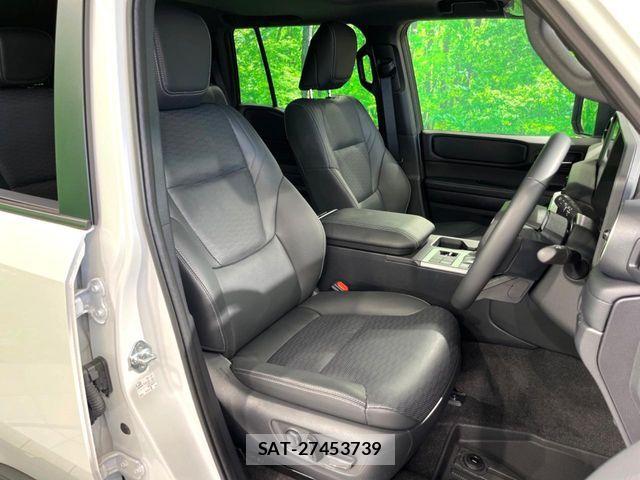 Toyota Land Cruiser 250 2024-12 8036251-9