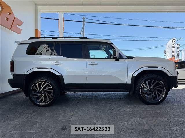 Toyota Land Cruiser 250 2025-05 8036246-11