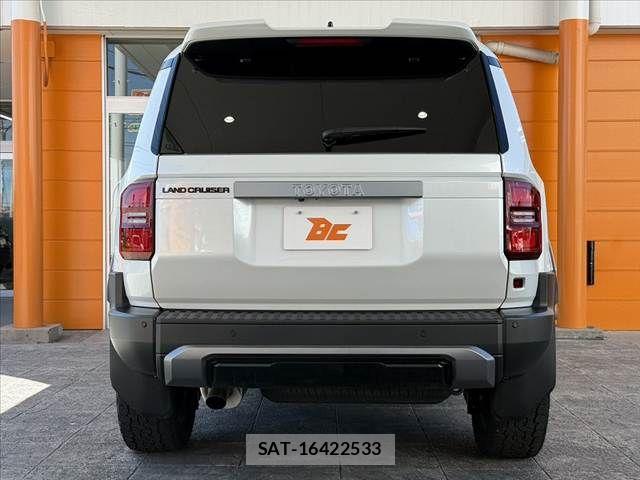 Toyota Land Cruiser 250 2025-05 8036246-13