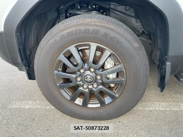 Toyota Land Cruiser 250 2025-08 8036248-9